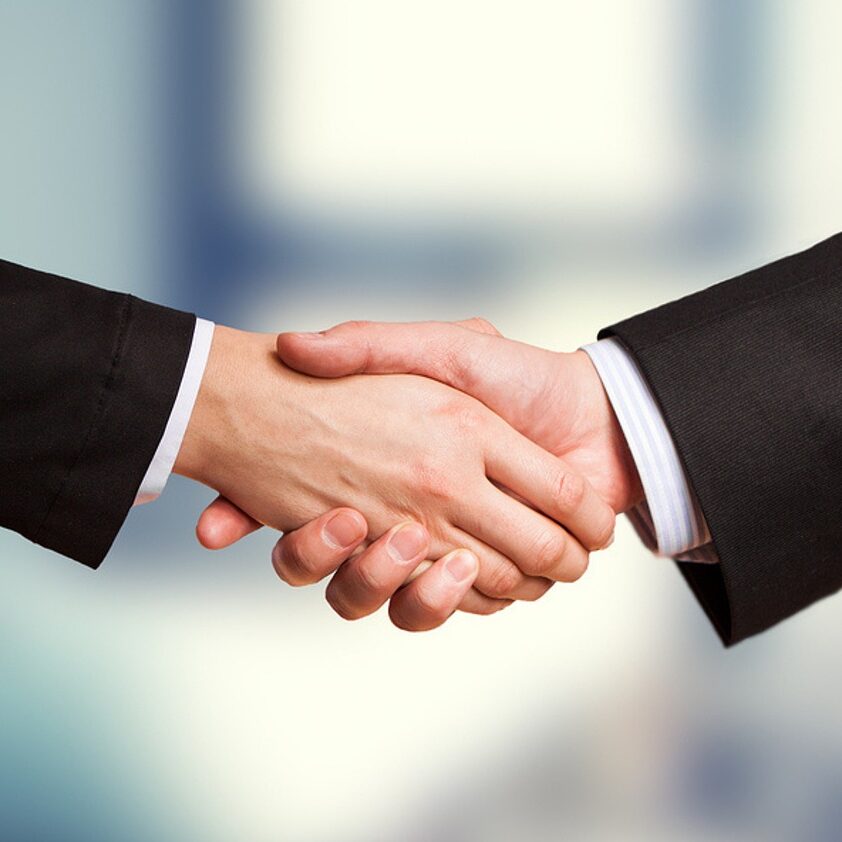 handshake-7346772_1280-e1731228996215 Top Page